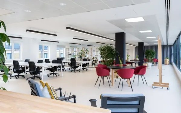 Property at 49 Southwark Bridge Road, London SE1 9HH